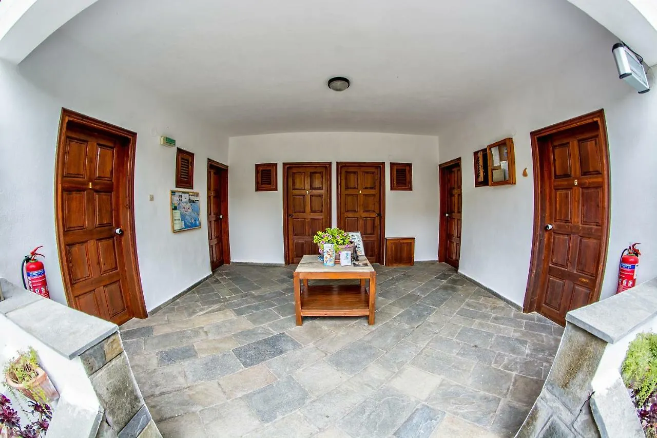 Fantasia Studios And Apartments Neos Marmaras